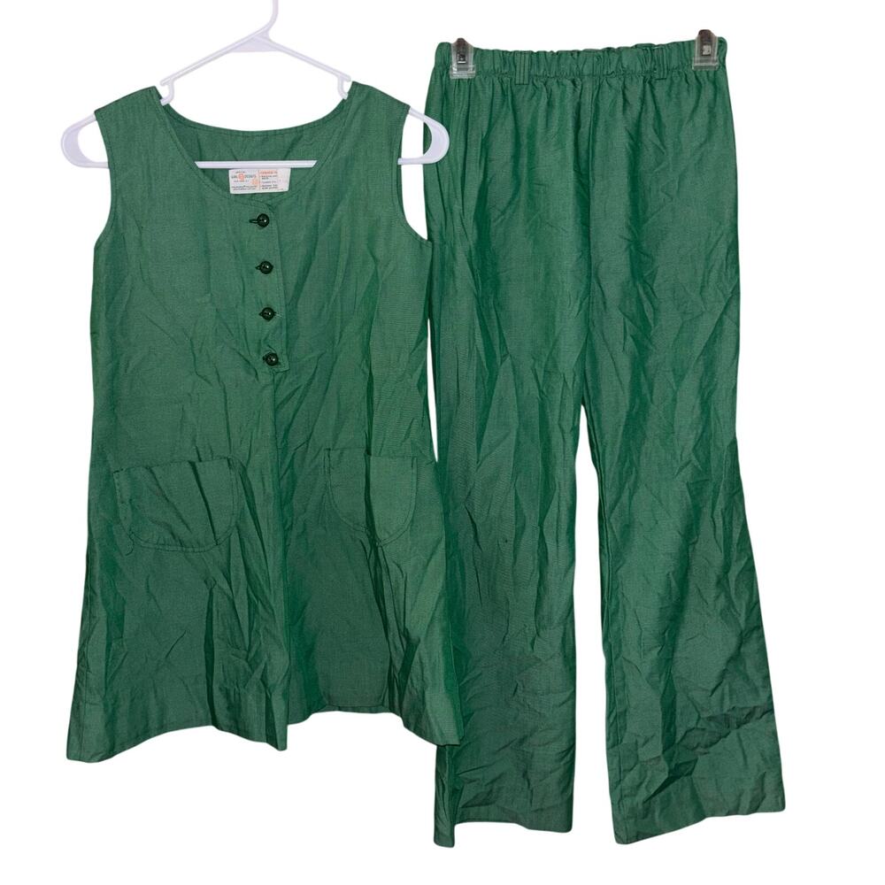 Vintage Girl Scouts 1970’s green jumper with pants (size 12)